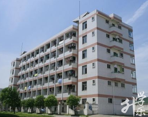 成都經濟開發區職業技術學校