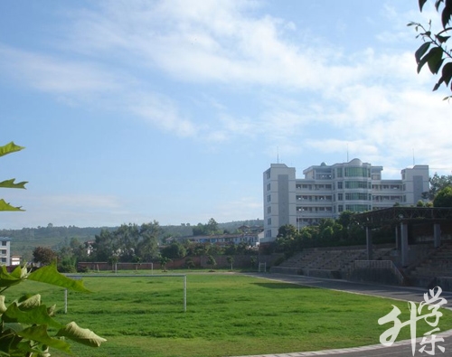 海南同文外國語職業學校